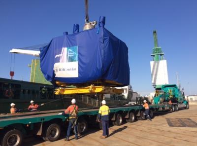 Sadleirs Oversee Discharge Operations at Henderson Port