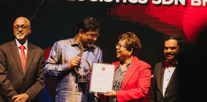 Ms. Puvaneaish of Kagayaku Logistics Receives KLSICCI Award